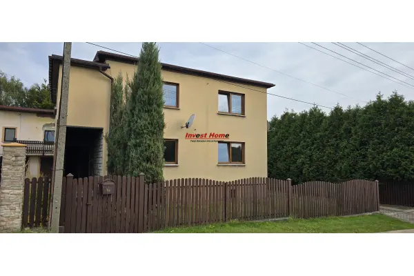 wodzisławski, Rydułtowy, Dom w spokojnej dzielnicy Rydułtów.